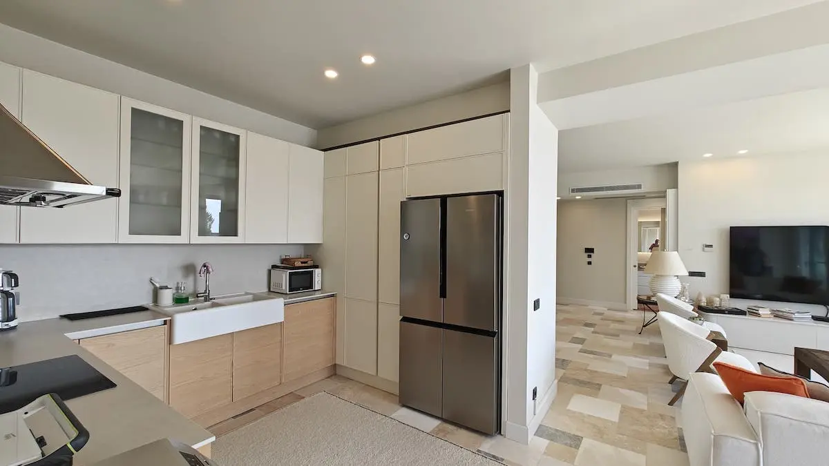 Modern kitchen